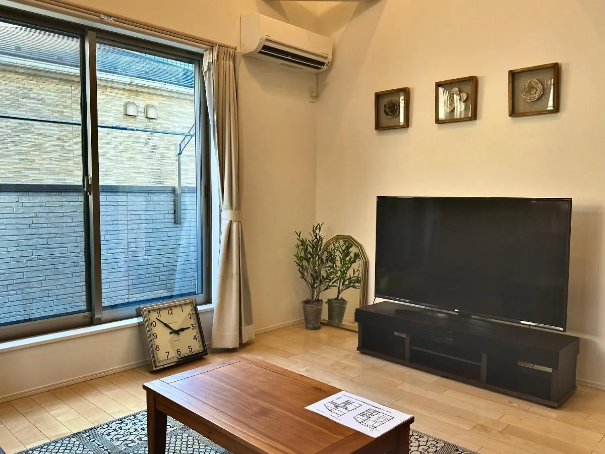 Mistel Apartment Tokyo 0*,